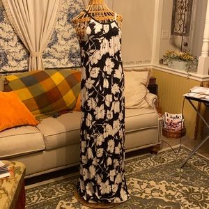 Black white floral jersey maxi sun dress